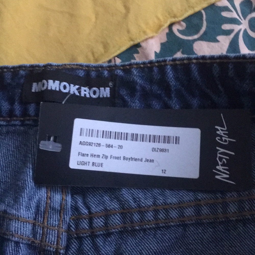 Nasty Gal Momokrom Flare Hem Boyfriend jeans - Picture 3 of 4